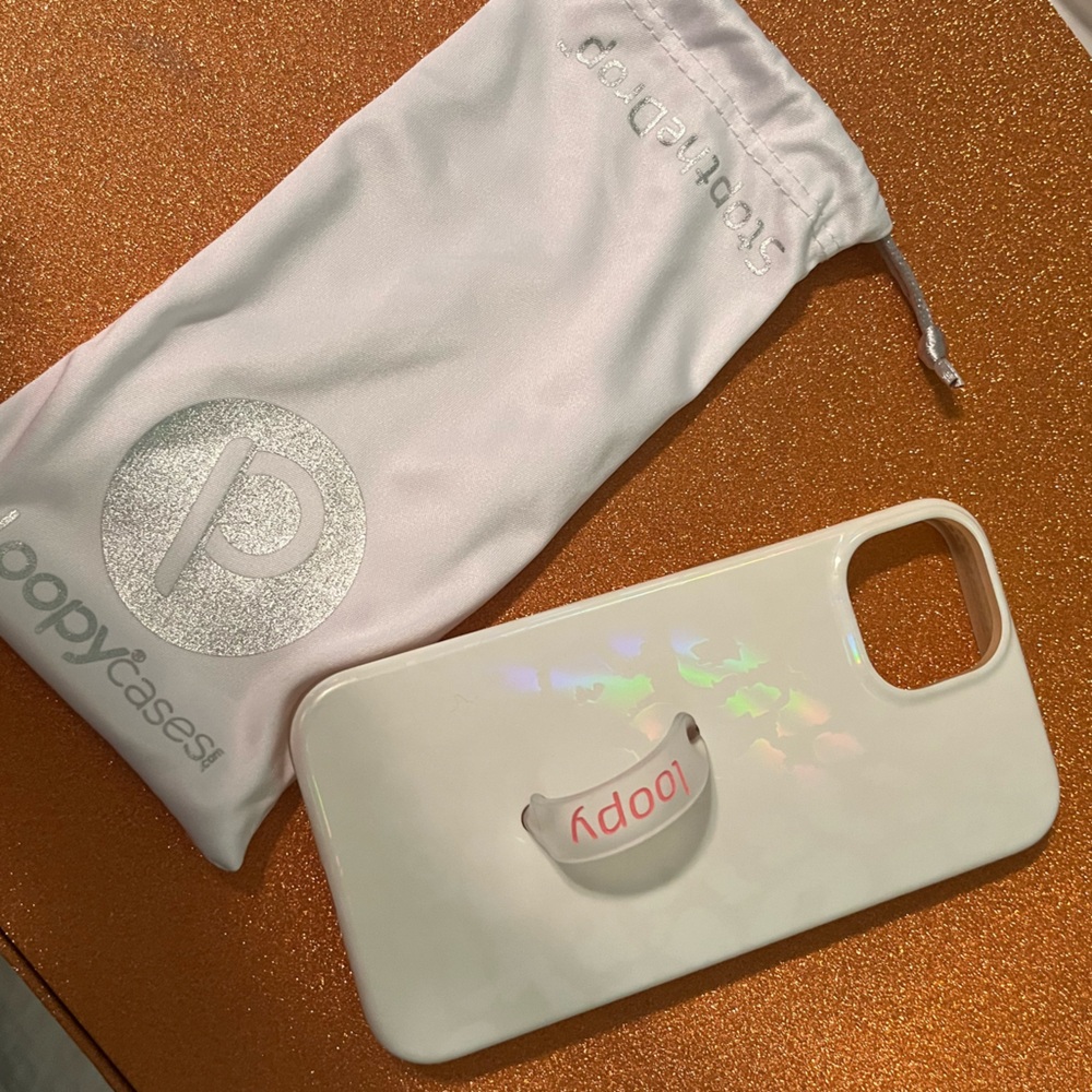 Loopy White leopard iradecent phone case